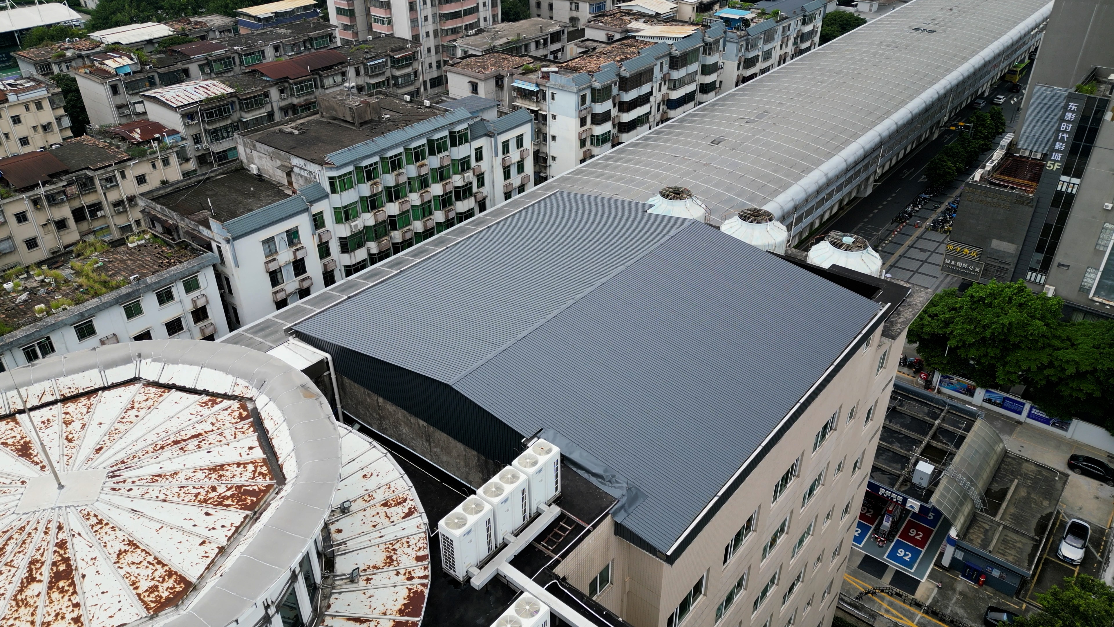 Insulated and Fire-resistant Aluminum Sandwich Panels for Waterproofing of Canop
